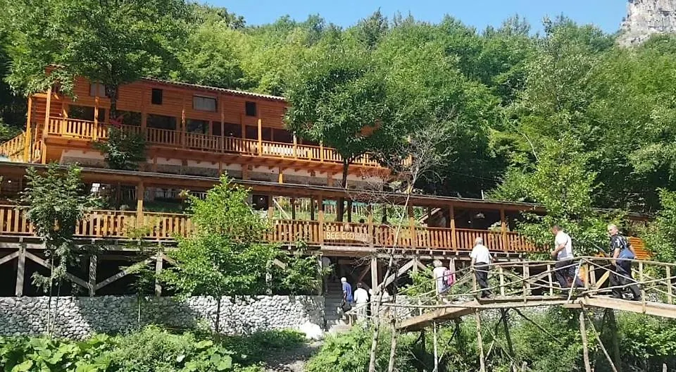Bee Eco Guest House Moll' e Shoshit Albania